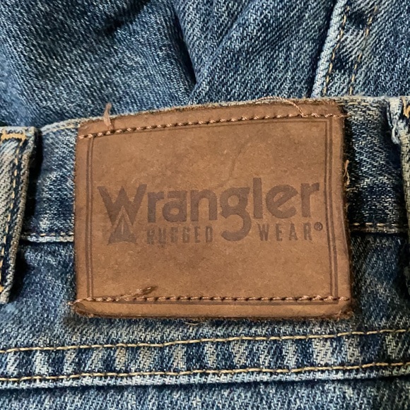 Jeans - Picture 3 of 5